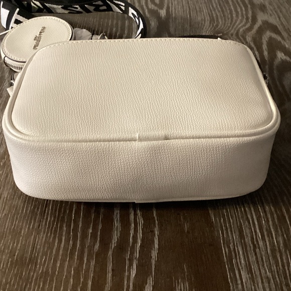 Karl Lagerfeld Crossbody White Bag with Red and Pink Hearts Valentine Edition - Picture 8 of 8